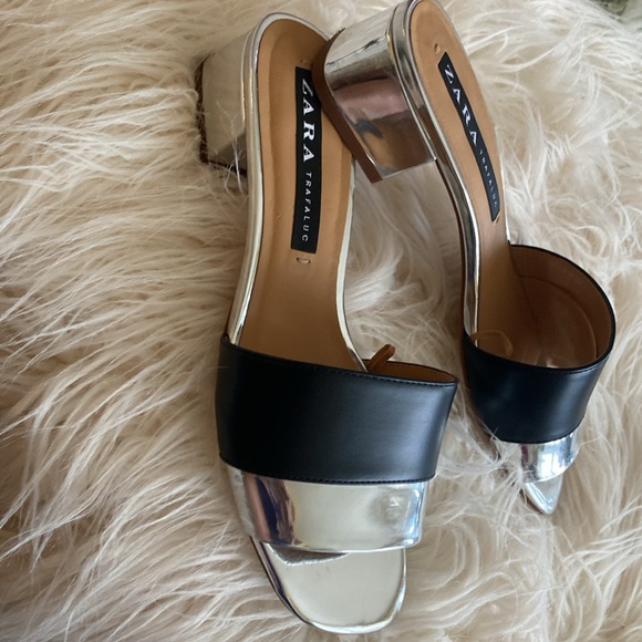 ZARA Trafaluc flip on sandals - Picture 12 of 13